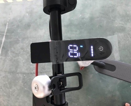 Wholesale 8.5 Inch Long Range Smart Mi Pro 2 Similar 350W Front Drive Xiaomi Mijia M365 Foldable Electric Scooter